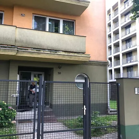 Simply Lovely Modern With Balcony! Debrecín